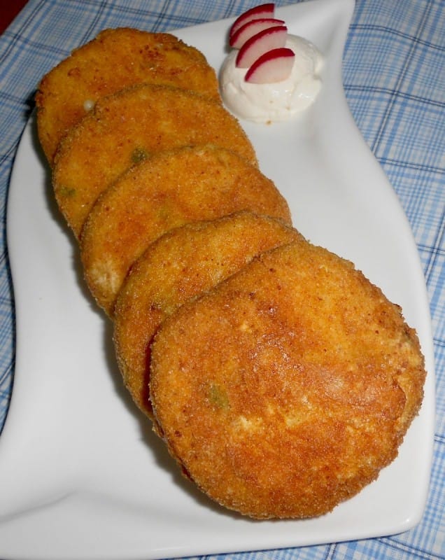 Плескавици од карфиол и чедар сирење