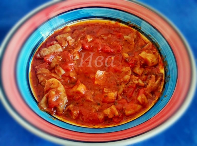 Шампињони со пелати домати (хроно)