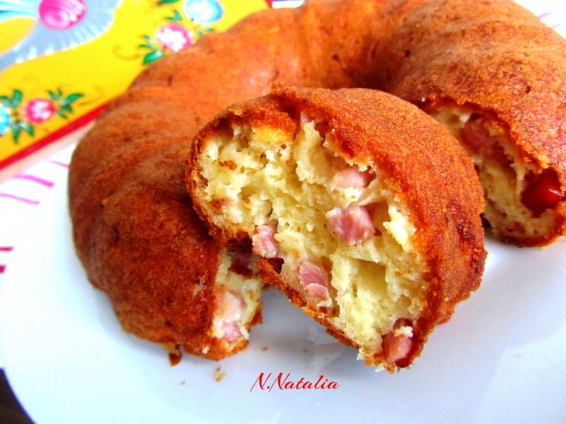 Куглоф со шунка и кашкавал (без миксер)