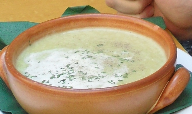 Супа од компир и црвена леќа