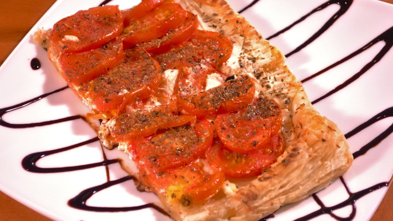 Видео рецепт: Тарт со домати и оригано