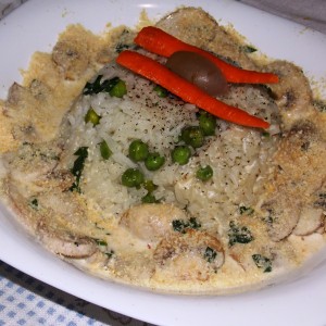 Басмати ориз со прелив од печурки