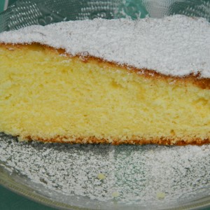 Торта со јогурт и лимон