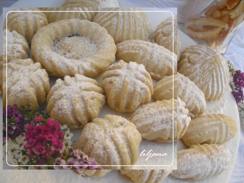 Маамоул - ситни ориентални колачи