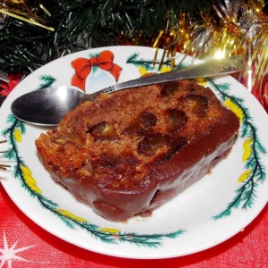 Божиќен колач со урми