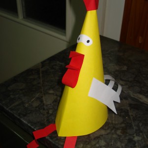 Велигденска хартиена кокошка