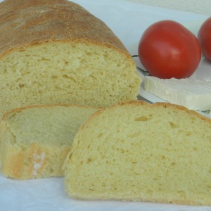 Леб од пченкарно брашно со јогурт