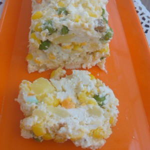 Солена шарена салама со јајца