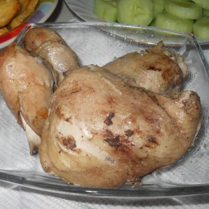 Пилешко готвено во тегла