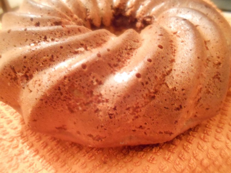 Капучино-чоколаден кекс со лешници