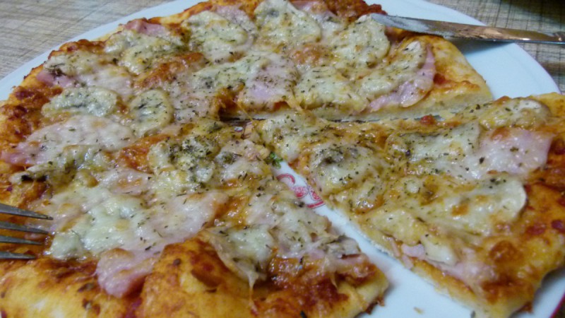 Пица Капричиоза од мојата кујна