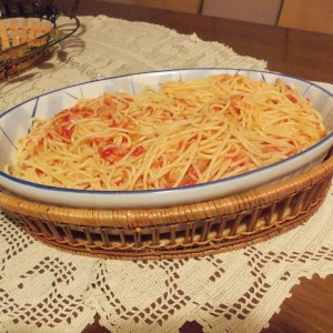 Шпагети со кромид
