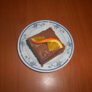 Нугат торта со рум и портокали