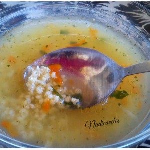 Бистра супа со просо и ѓумбир