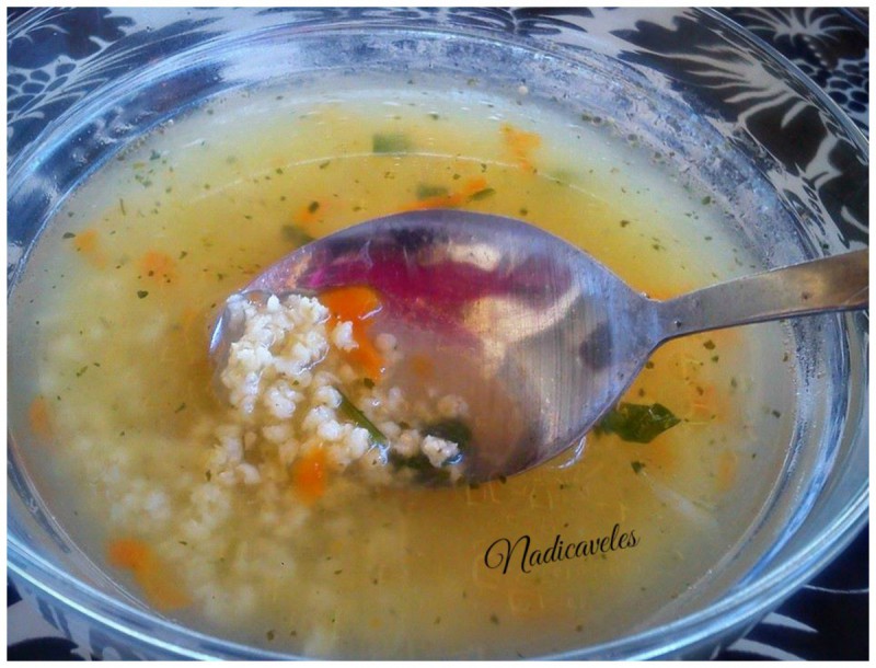 Бистра супа со просо и ѓумбир