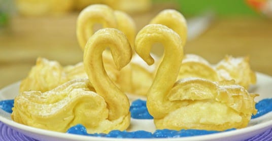Видео рецепт: Лебеди еклери