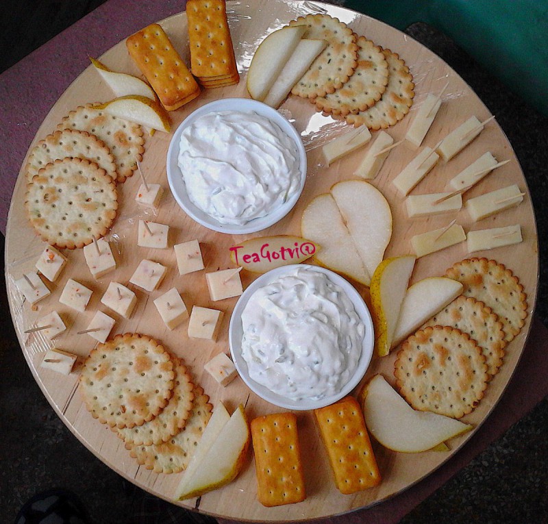 Даска со сирење и кашкавал (декорација)