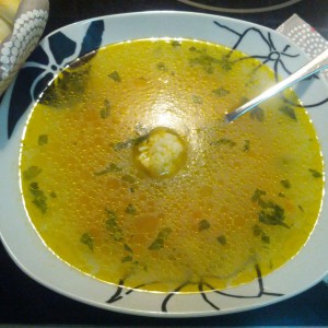 Зеленчукова супа со кисел карфиол