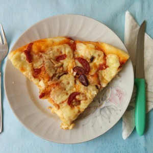 Домашна пица Карбонара (по рецептот на мама)