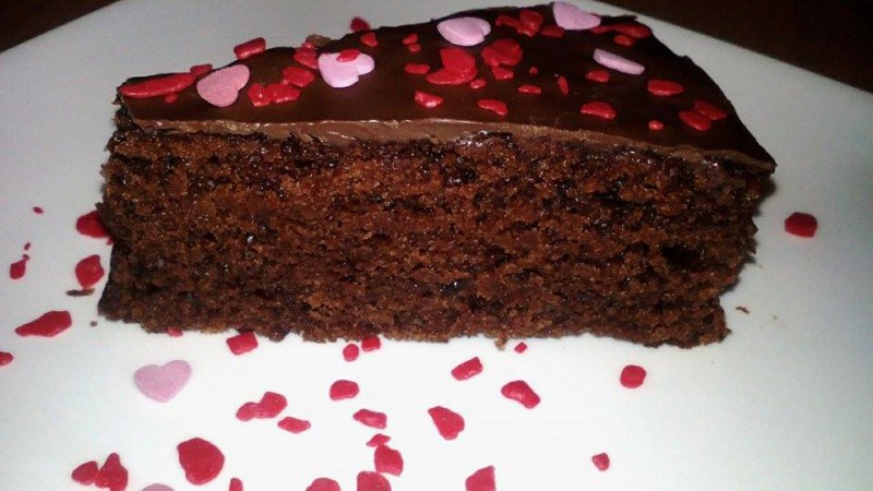 Сочна чоколадна торта со рум (посно)