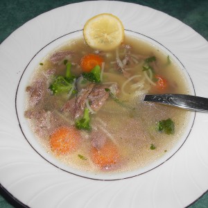 Супа од телешка коска и зеленчук