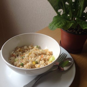 Кинеско - ориз со зеленчук и јајца