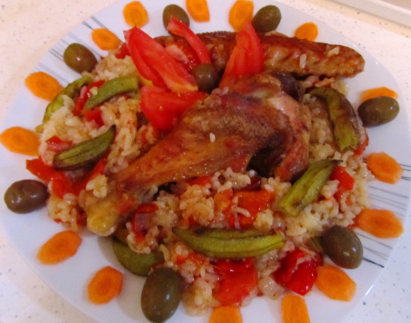 Мисиркини крила со ориз и зеленчук
