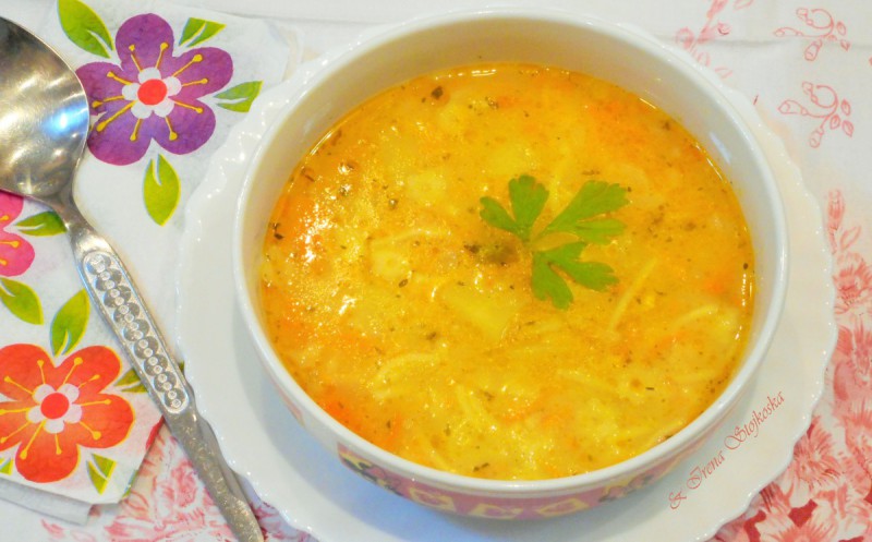 Супа со зеленчук и гриз (посно)