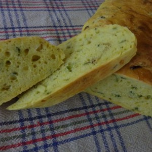 Леб со карамелизиран кромид