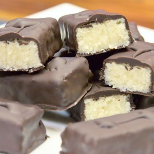 Видео рецепт: Домашни Баунти чоколади