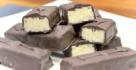 Видео рецепт: Домашни Баунти чоколади