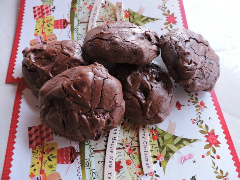 Чоколадни колачи со брусница