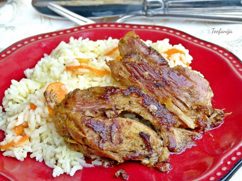Мисиркино месо со прилог од басамати ориз