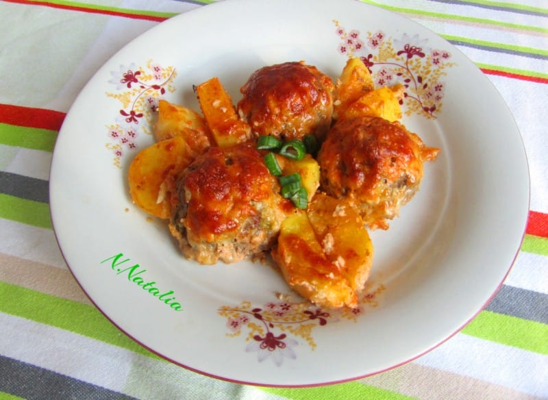 Печени ќофтиња со компири