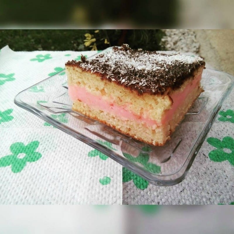 Брза пролетна торта