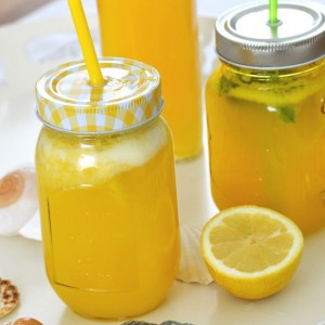 Лимонада од манго и лимон