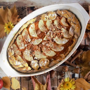Есенска пита (тиква, јаболки, дуњи и бадеми)