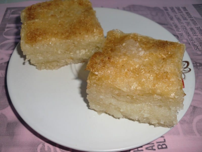 Баклава со кокос и сусам (посно)