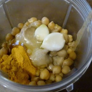 Намаз од наут со куркума (хумус од леблебија) - Moirecepti
