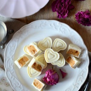 Пралини со бело чоколадо и дулче де лече