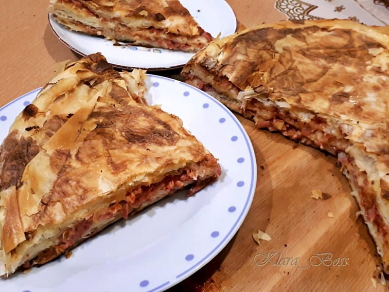 Пицопита како бурек