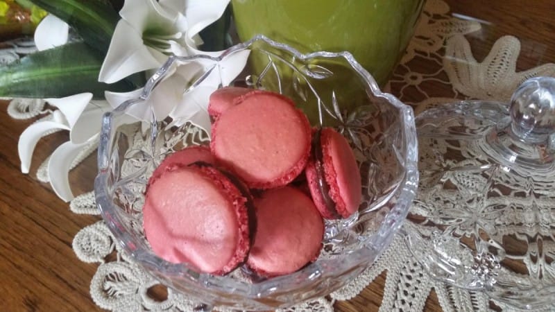 Макаронс со лешници