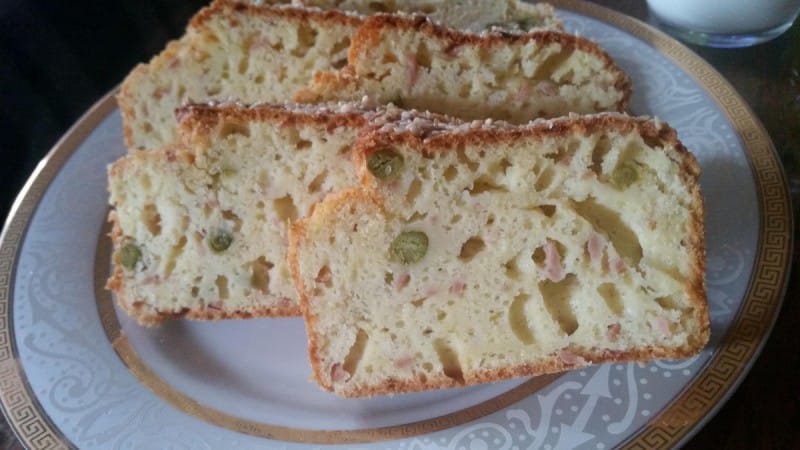 Солен колач