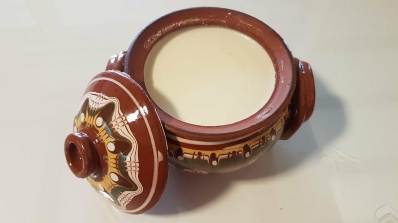 Домашно овчо кисело млеко