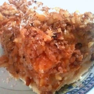Коцки со јаболка и ореви (посно)