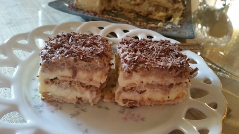 Коцки со два фила (без печење)