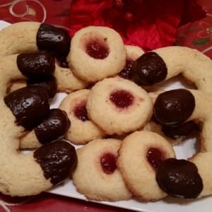 Суви колачиња со кокос