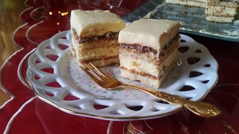 Сникерс коцки