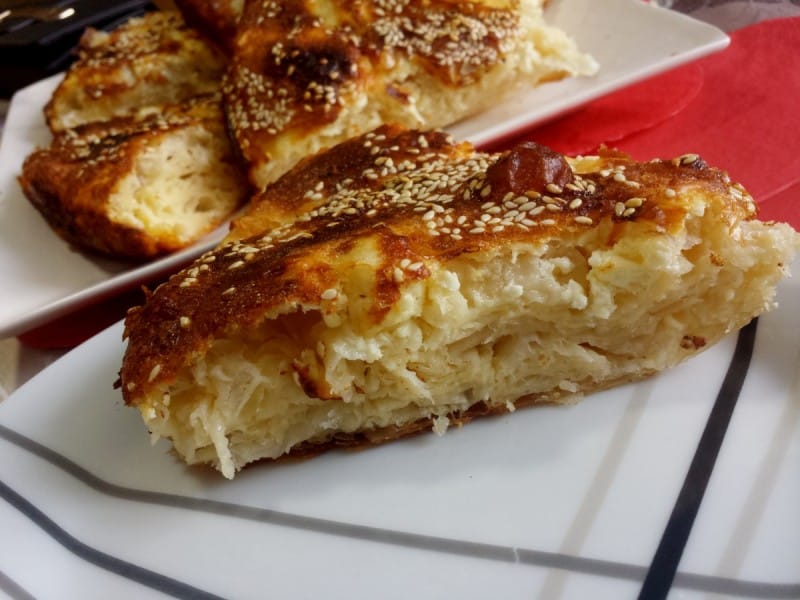 Лесна бурек пита од готови кори