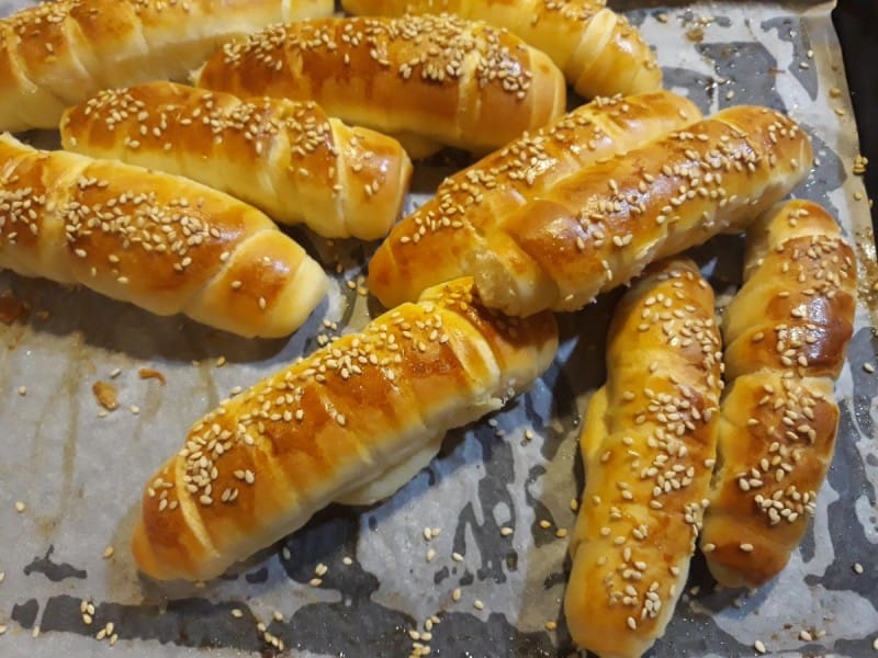Меки кифлички (со белки во тестото)